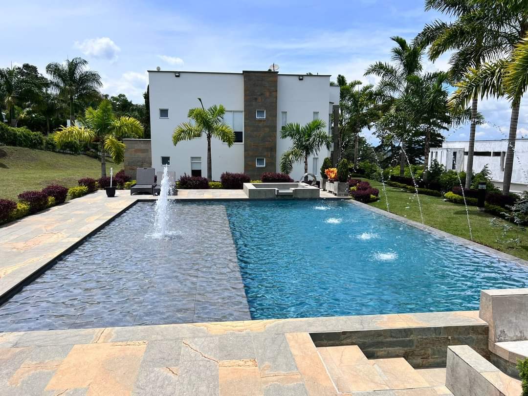 Vivienda campestre terminada con piscina
